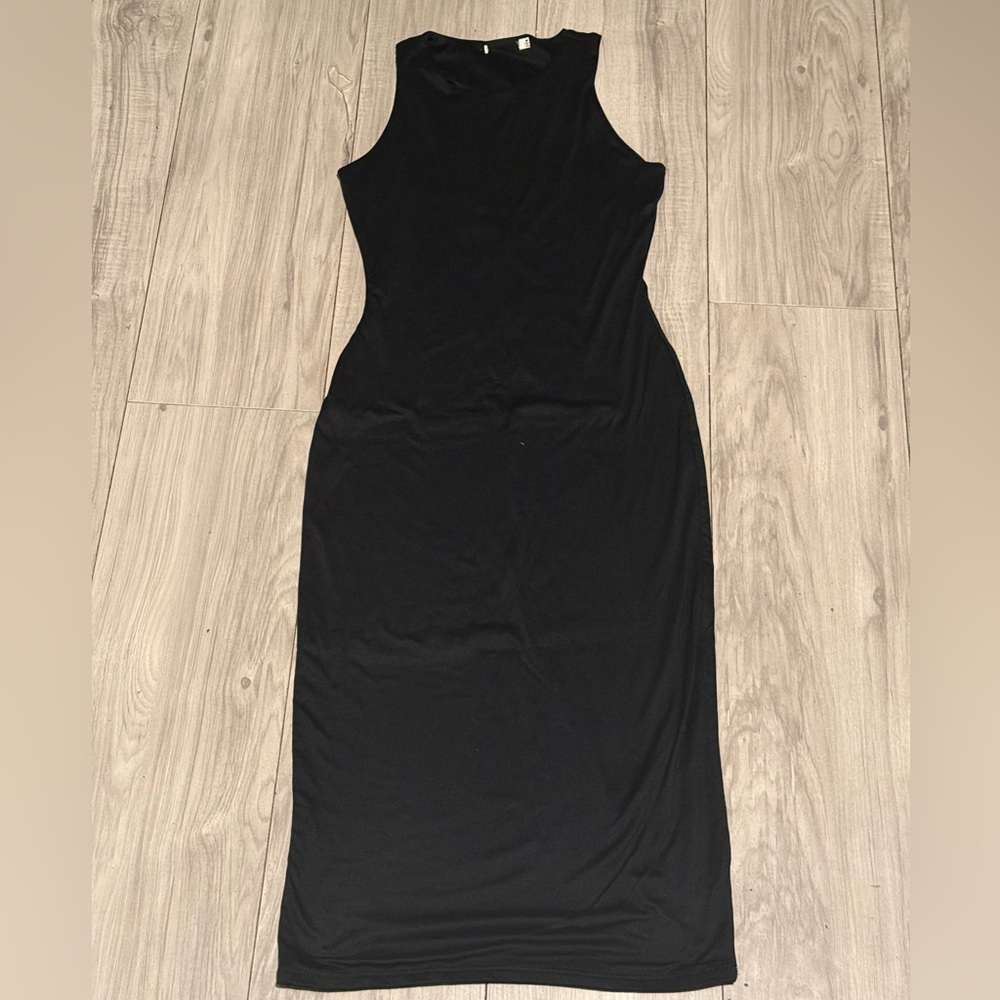 Elegant Black Sleeveless Dress